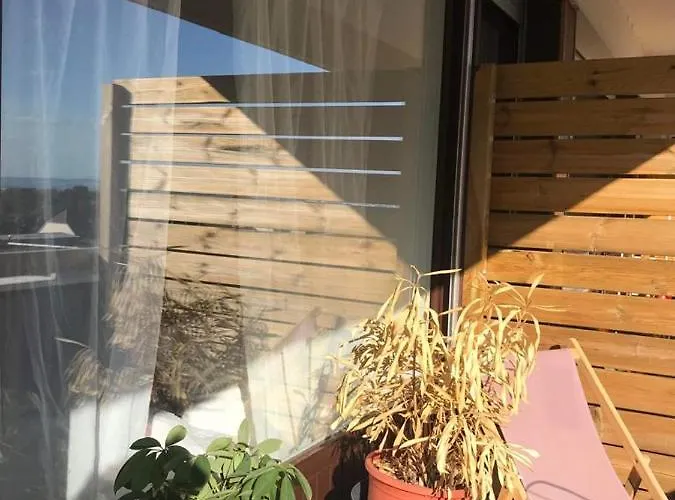 Hebergeneve : Balcon Sur Le Jura *